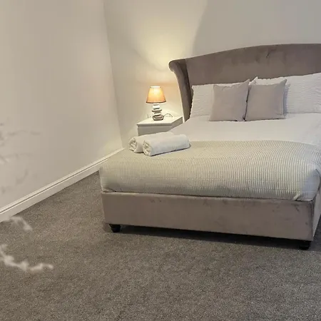 Big Confort, Shared House Guest house Filton