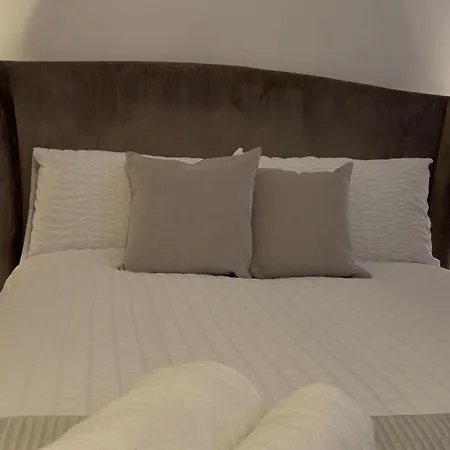 Guest house Big Confort, Shared House